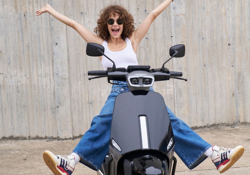 קטנוע חשמלי ולוצ'יפרו טניס - RIDEMAX
