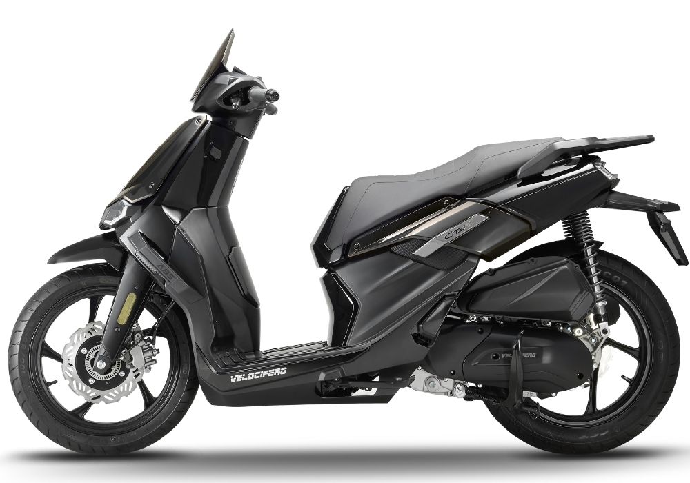 קטנוע סיטי איקס ולוסיפרו מבט צד - תמונת גלריה רייד מקס